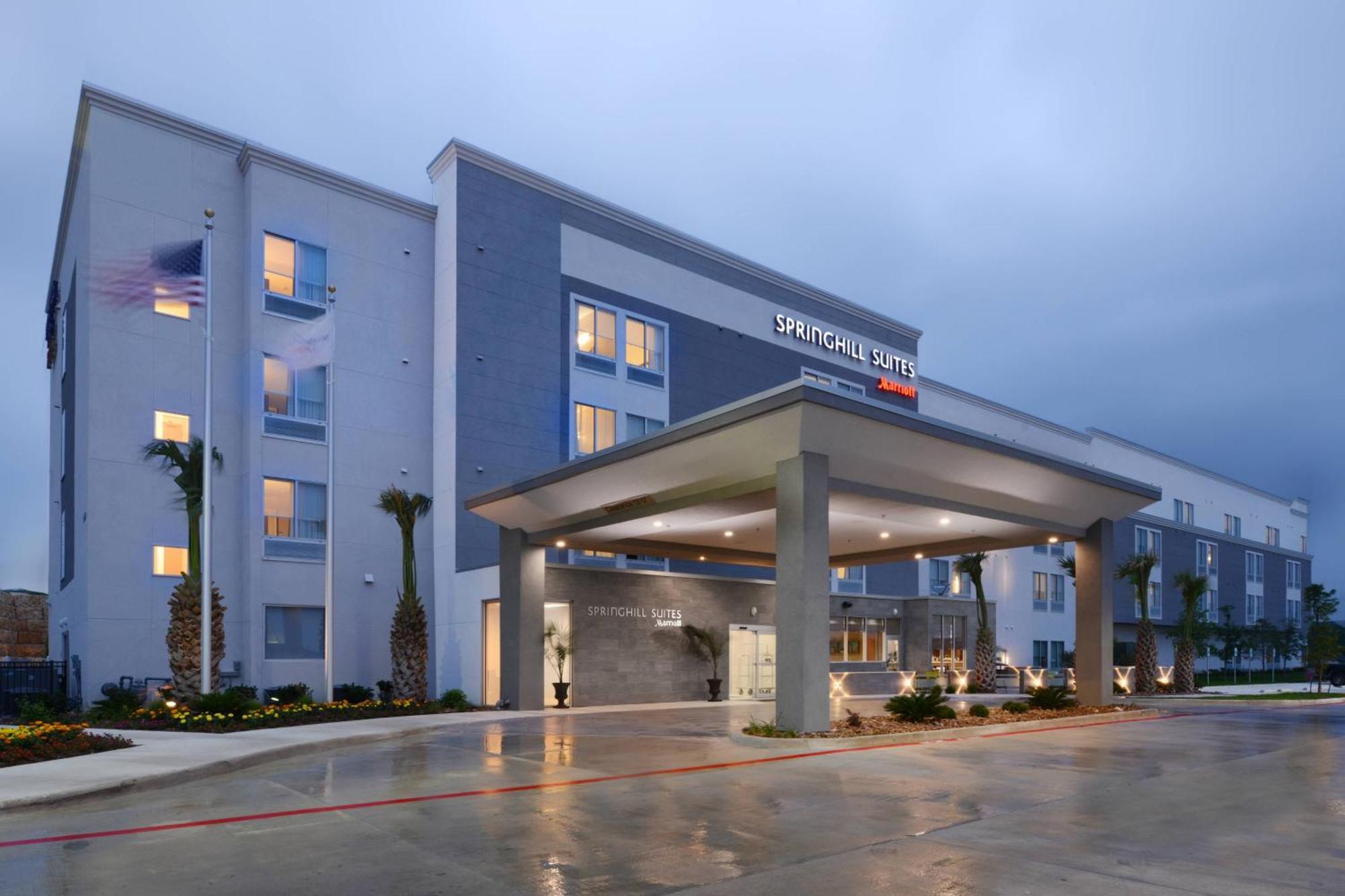 Springhill Suites By Marriott San Antonio Northwest At The Rim Екстер'єр фото